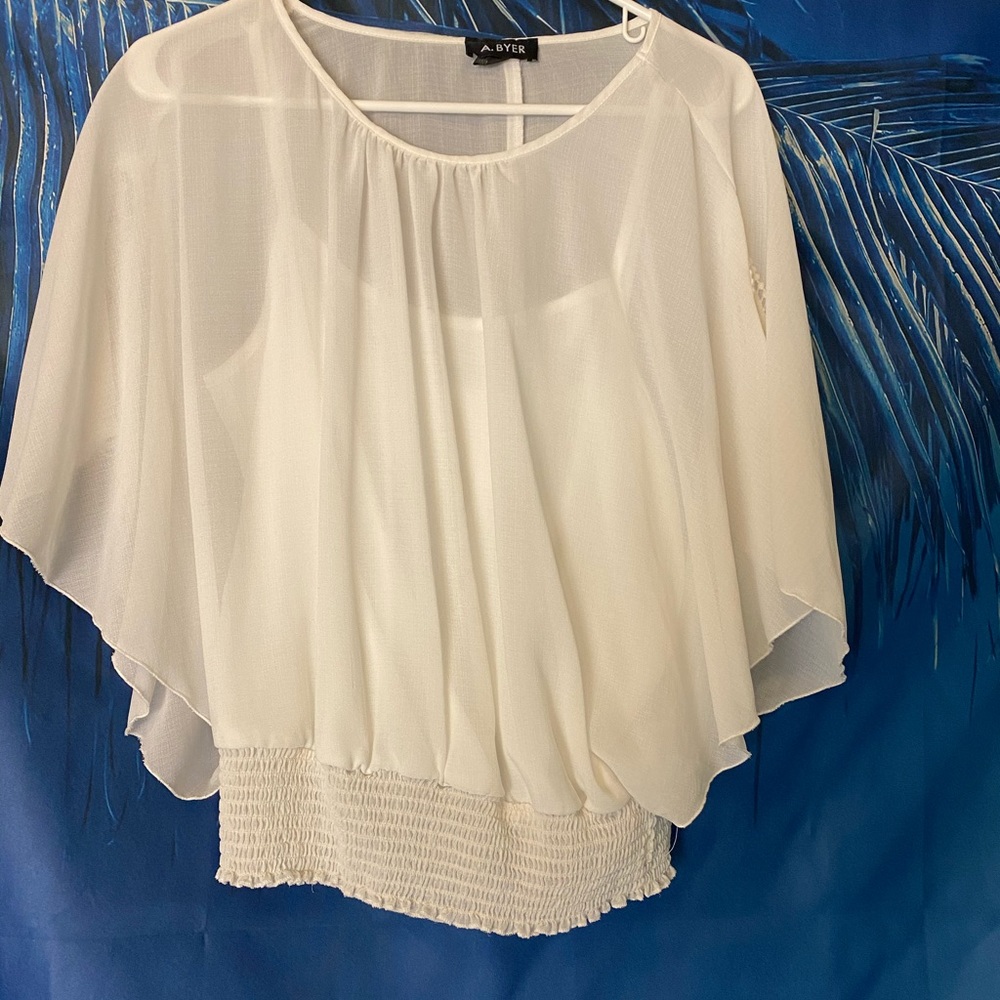 A.Byer white top